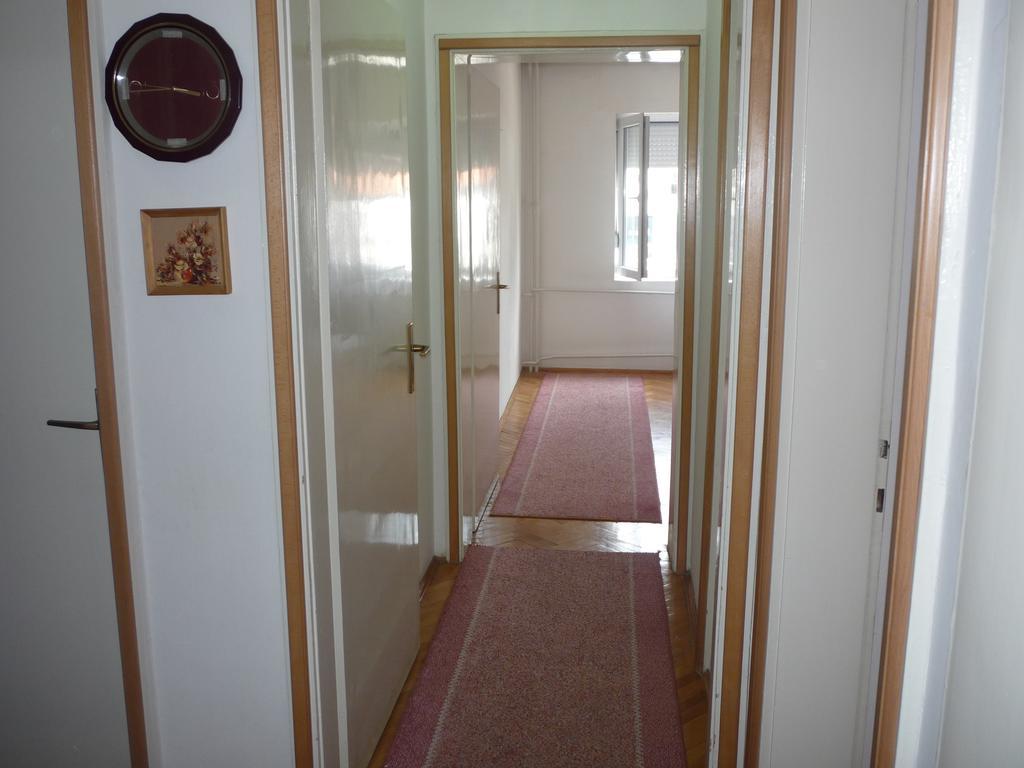 Apartment Buzarovski Skopje Exteriör bild
