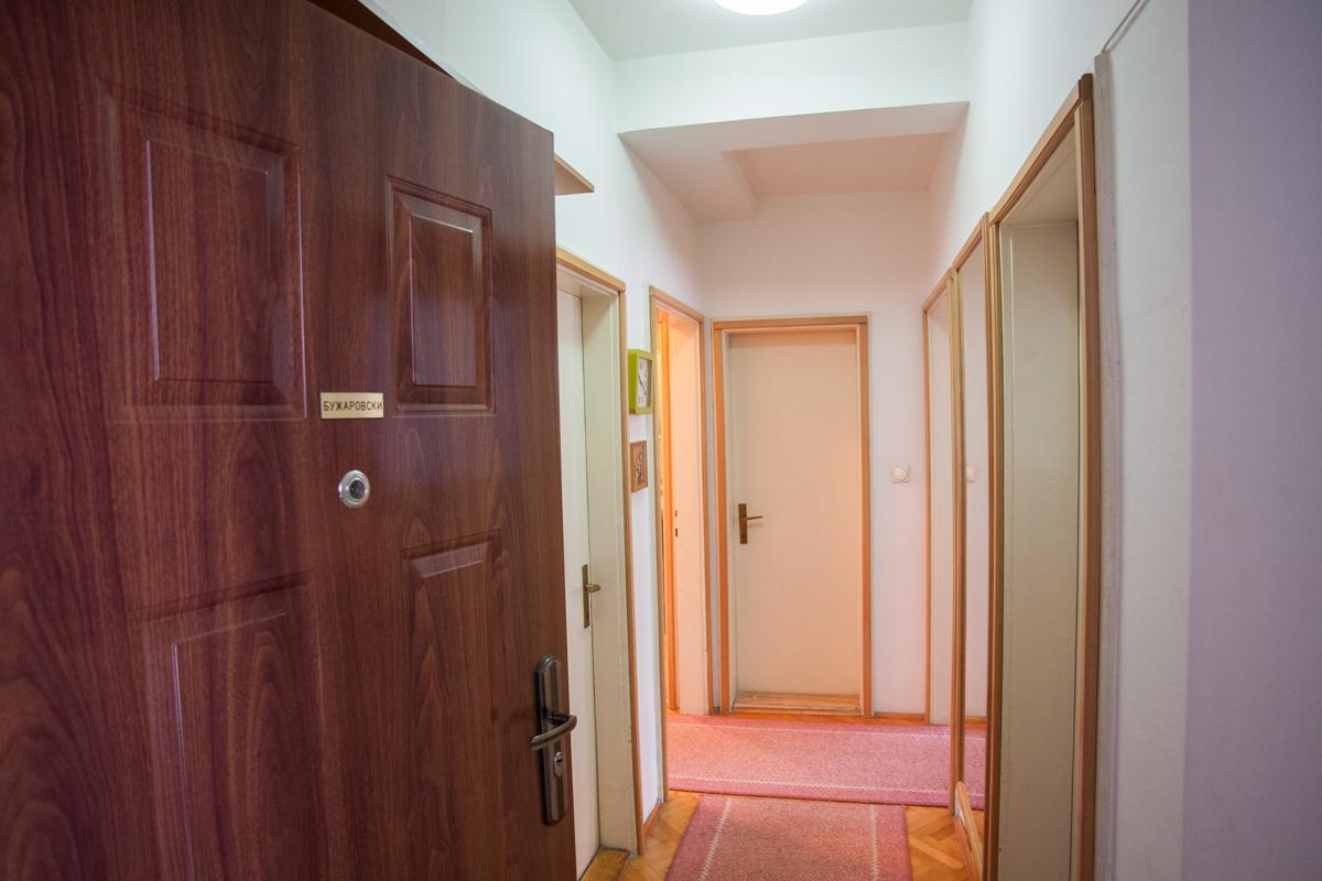 Apartment Buzarovski Skopje Exteriör bild